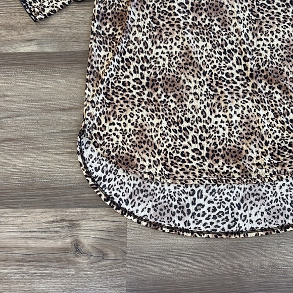 Women's Oversized Ruffle Leopard Animal Print Top Brown Size Small Stretchy - Picture 4 of 8